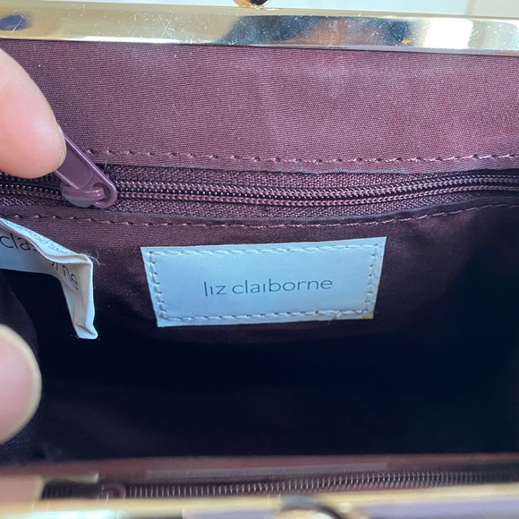 Liz Claiborne burgundy patent faux croc minibag with top handle - Picture 15 of 16